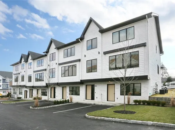 201 Blauvelt Road #218, Monsey, NY 10952