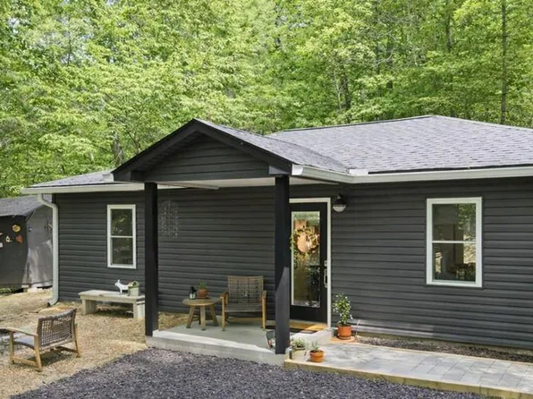 728 Pleasant Gap Rd, Ellijay, GA 30540