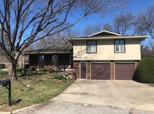 209 Regina Pl, Lawrence, KS 66049