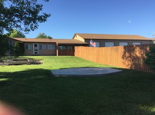 1343 Gibson Rd, Selah, WA 98942