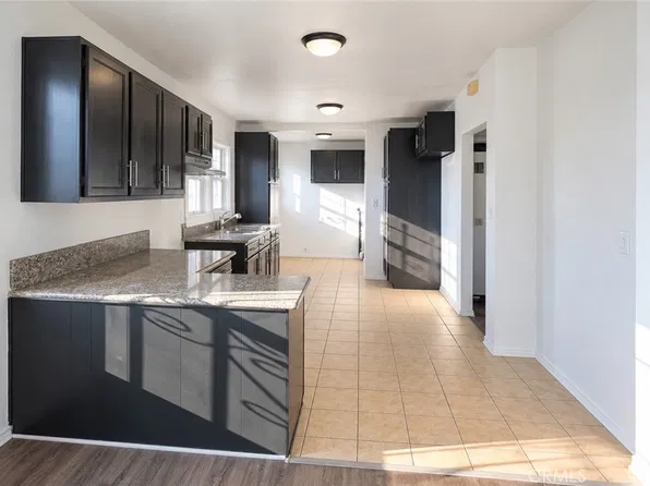 1629 W 51st St, Los Angeles, CA 90062
