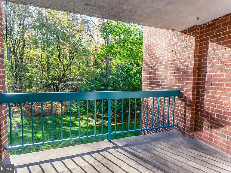 11841 Shire Ct #11 — Photo 16