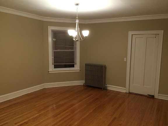 4th image of 5736 N Artesian Ave Fl 2nd