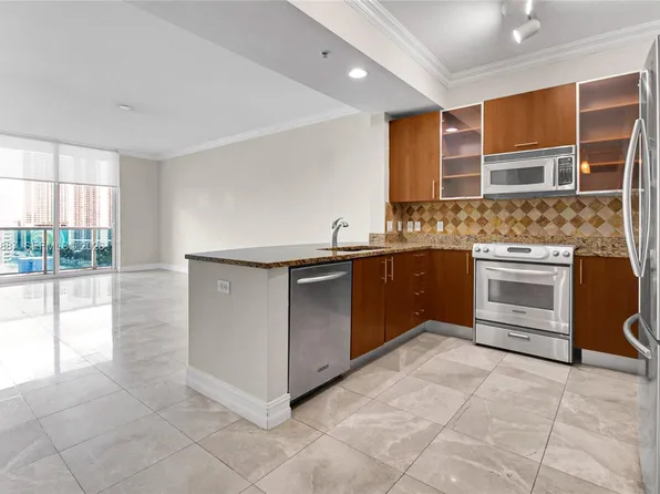 1945 S Ocean Dr APT 1410, Hallandale, FL 33009
