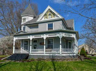 302 Short St, Nichols, IA 52766