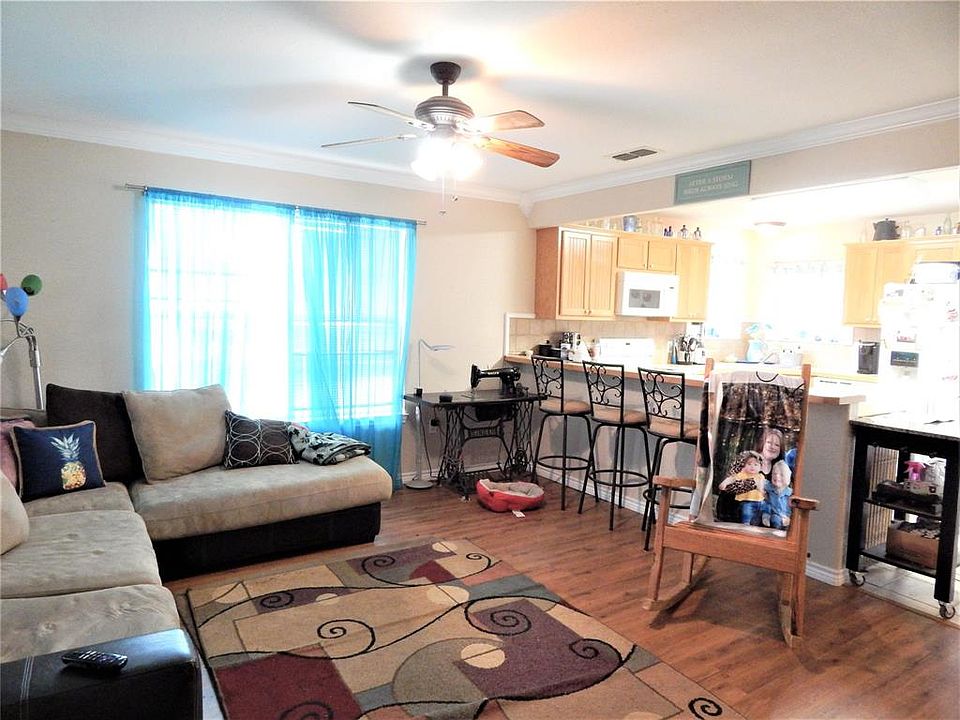 1st image of 542 Goin St