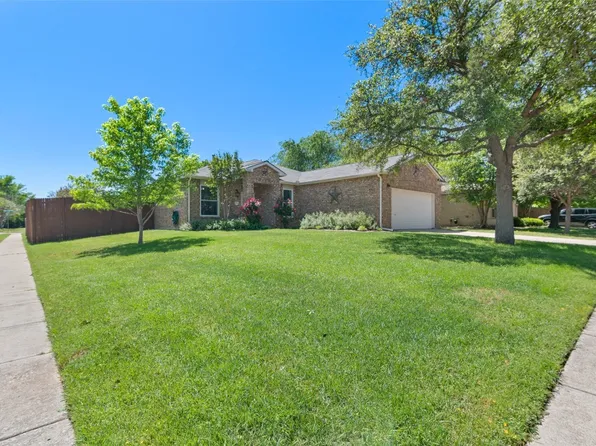 1320 Marble Cove Ln, Denton, TX 76210