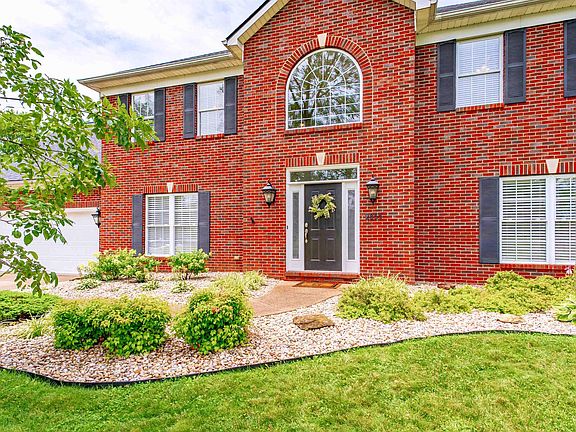 3rd image of 2855 Briarcliff Dr