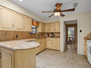 836 Havenwood Ln S, Fort Worth, TX 76112