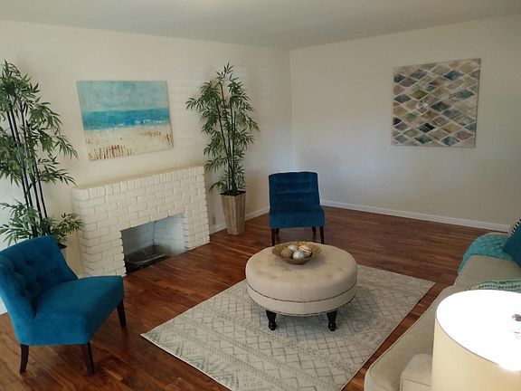 5th image of 2060 Sierra Wood Dr