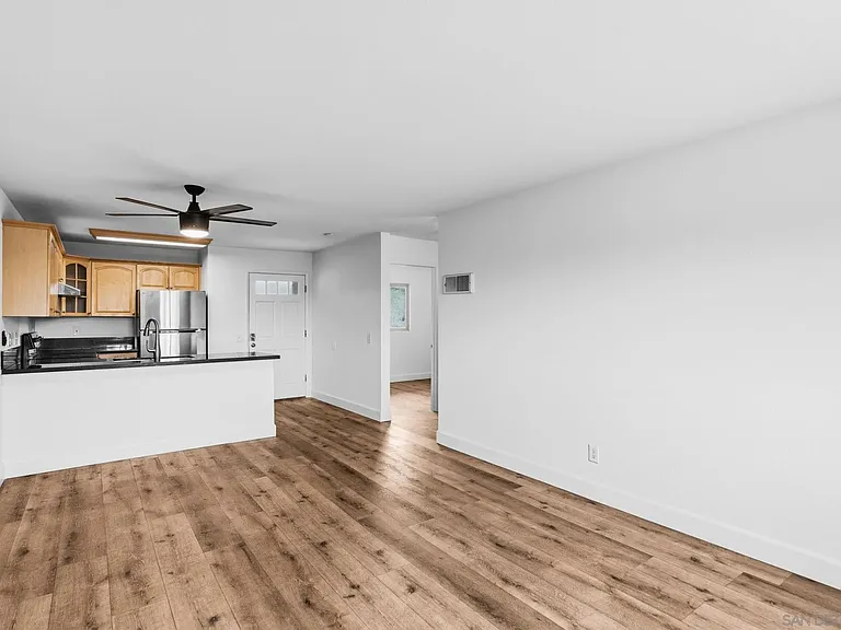 6434 Akins Ave #512 — Photo 7