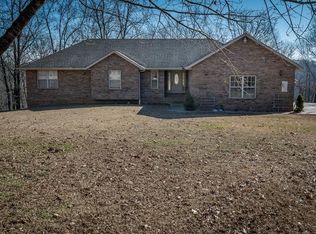2200 Hummingbird Rd, Ozark, MO 65721