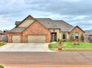 3509 Sagebrush Pl, Yukon, OK 73099