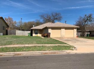 608A Country Aire Dr, Round Rock, TX 78664