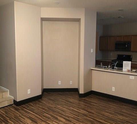 5th image of 6670 Topley Pike Ave