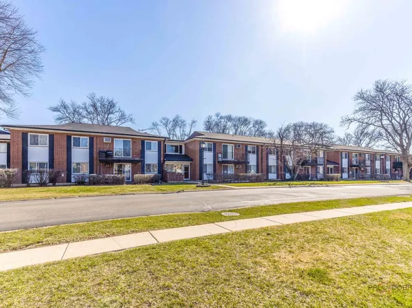 2407 E Brandenberry Ct APT 2K, Arlington Heights, IL 60004