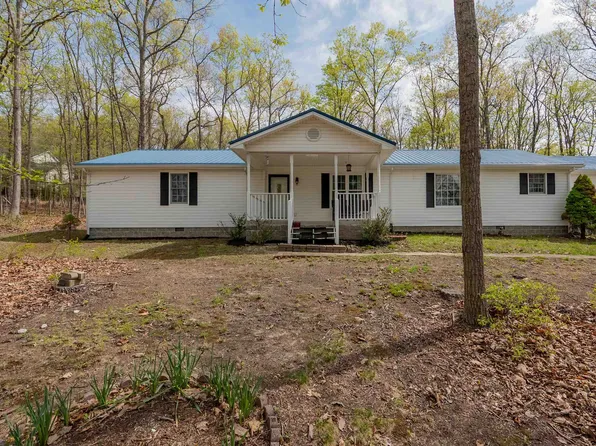 470 Brush Mountain Rd, Blacksburg, VA 24060