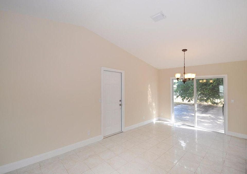 1st image of 2948 Avenue H W #M