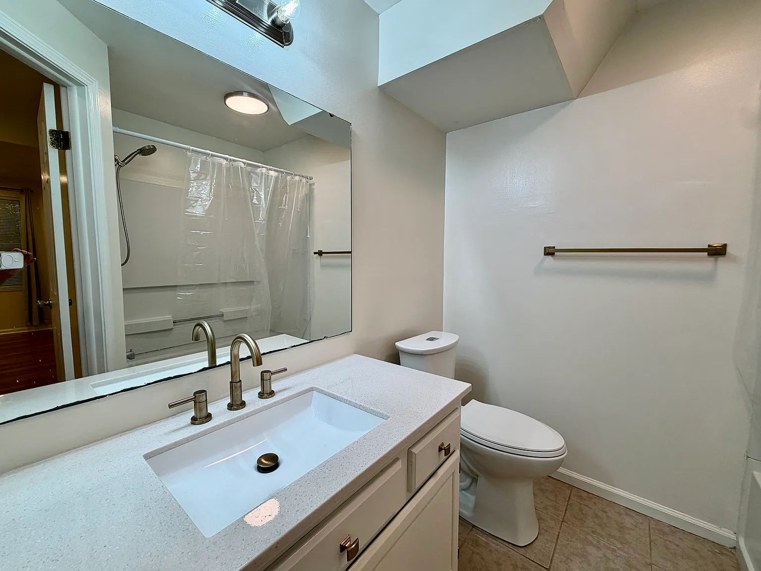 3 bed, 1289 sqft, $1,750 — Photo 4