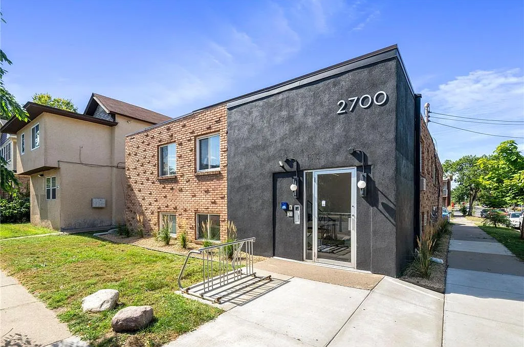 1 bed, 700 sqft, $1,325 — Photo 1