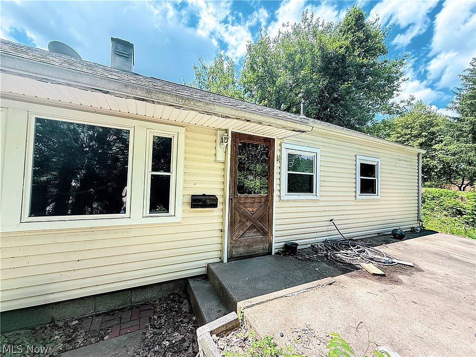 1st image of 607 Cutler St