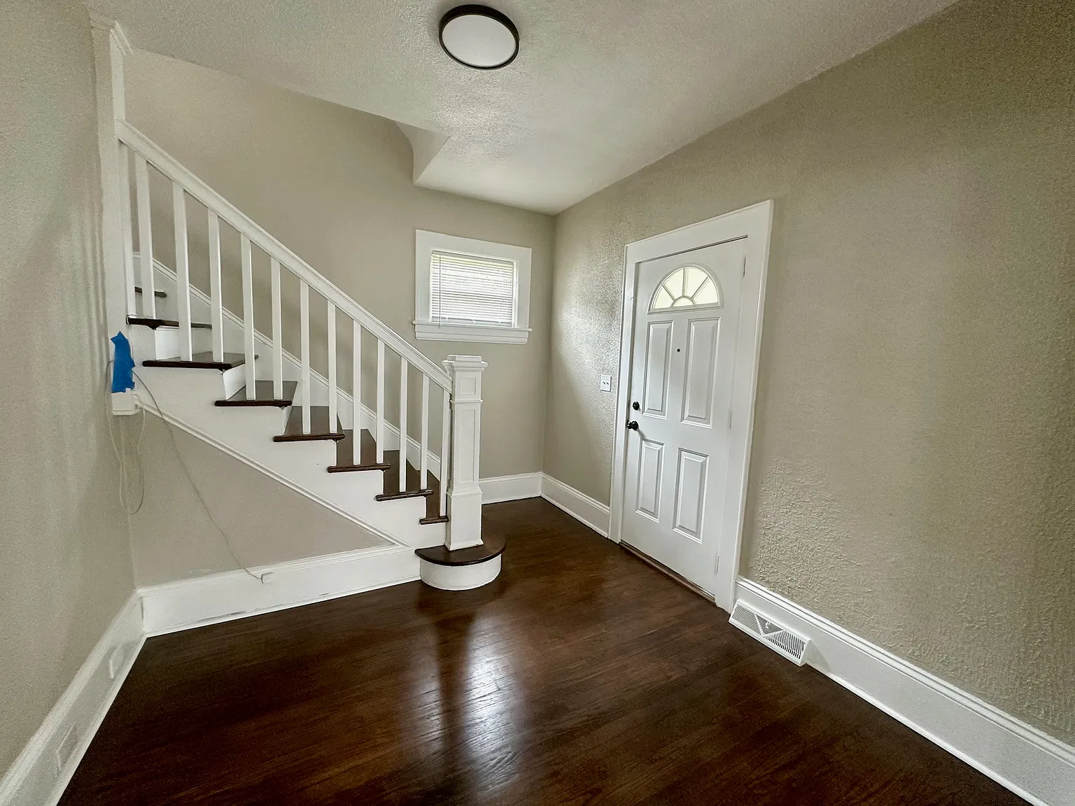 615 Arbutus Ave SE — Photo 3