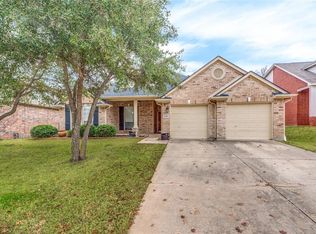 2306 Regina Dr, Corinth, TX 76210