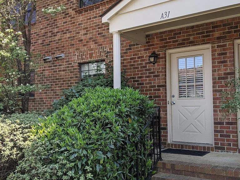 Welcome home to A31 White Oak-walk to everything in Carrboro!