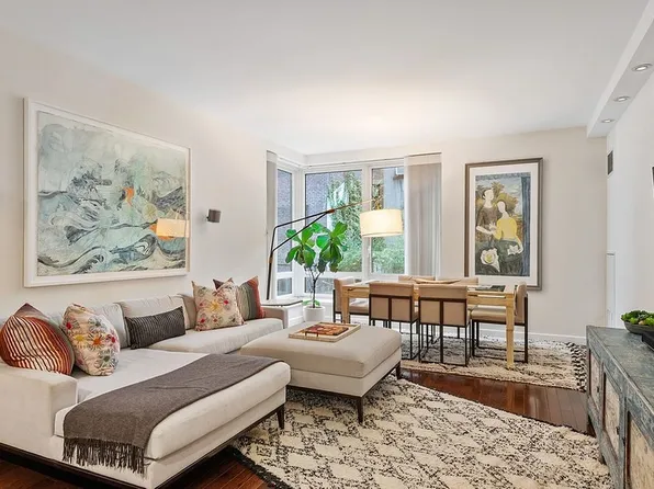 462 W 58th St APT 1A, New York, NY 10019