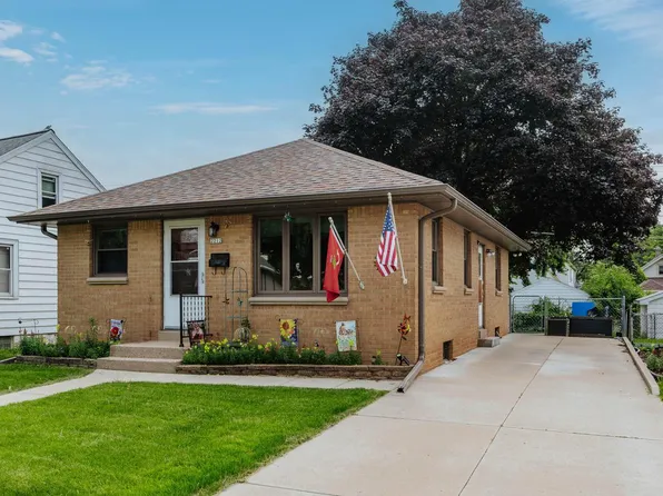 2212 South 91st STREET, West Allis, WI 53227