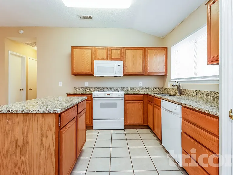 6410 Juliette Run — Photo 6