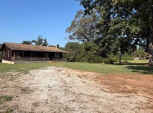 355 Brewer Rd, Walhalla, SC 29691