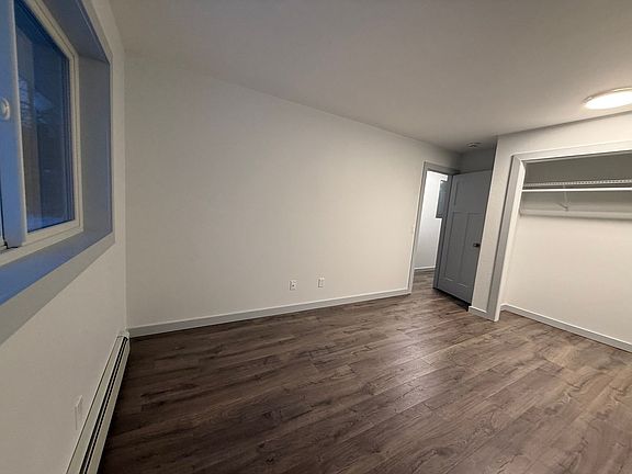 3rd image of 616 Ingalls Ave APT 1