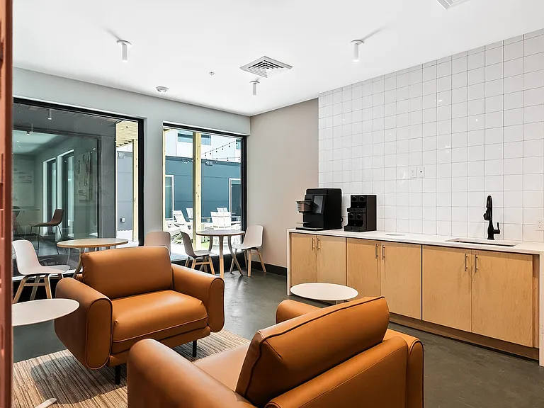 The Hub Apartments — Photo 25