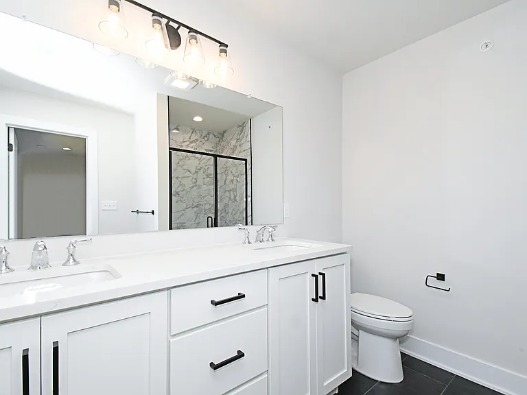 51 W Clymer Ave — Photo 12