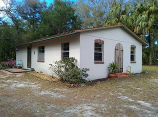 3 50th St, Yankeetown, FL 34498