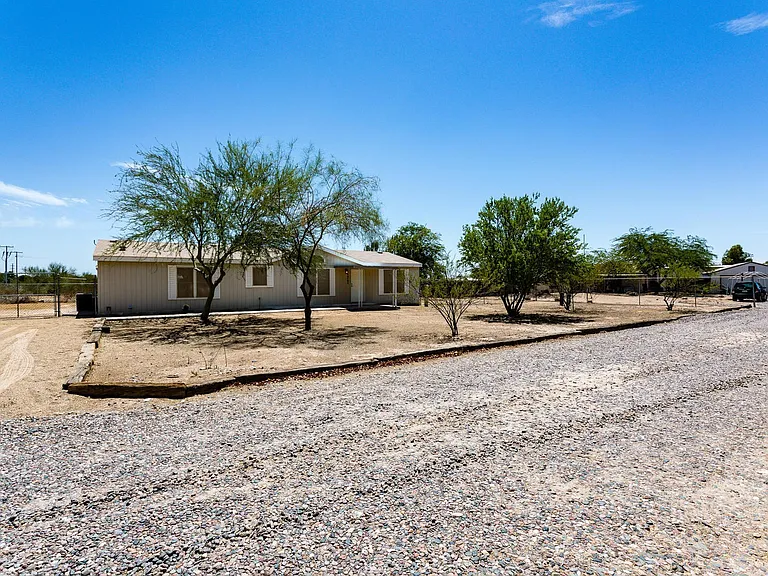 19123 W Indian School Rd — Photo 2
