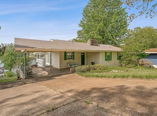 10 Winnebago Cir, Cherokee Village, AR 72529