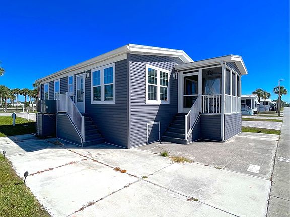 4th image of 19333 Summerlin Rd #92