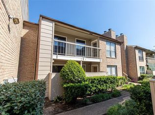2120 Wilcrest Dr APT 227, Houston, TX 77042