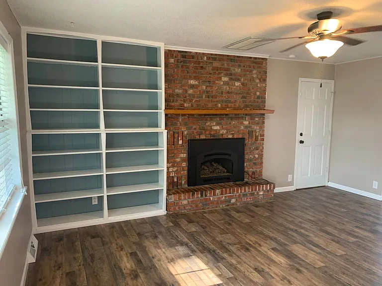 2813 Massachusetts Ave — Photo 10