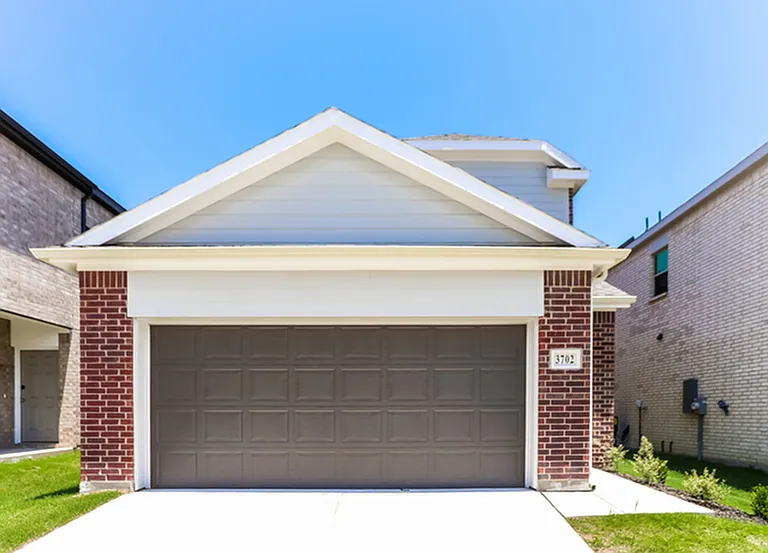3702 Ruth Dr — Photo 1