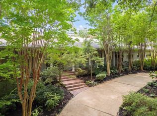 680 Sweetbrier Rd, Memphis, TN 38120