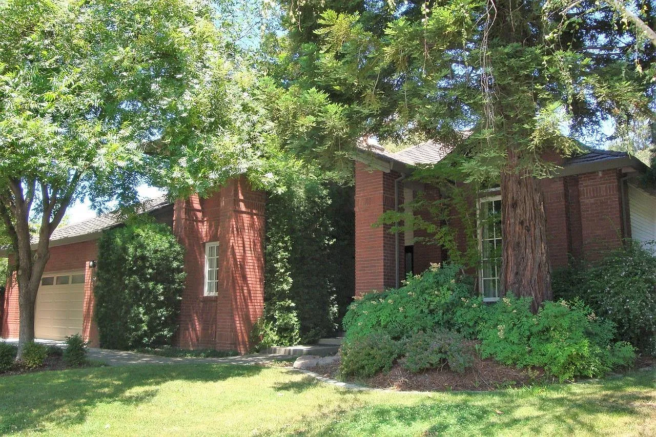 5 Cobblelake Ct photo 1