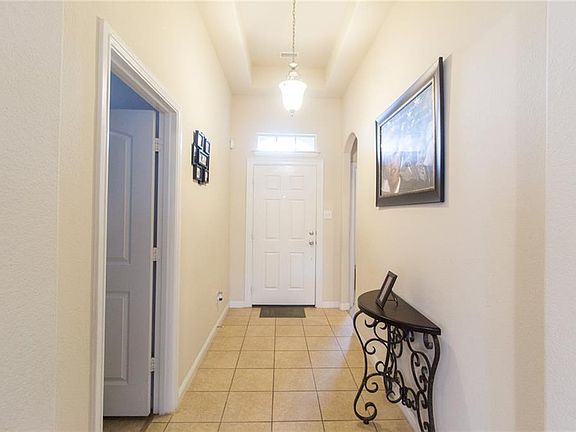 2nd image of 7509 Bancroft Cir