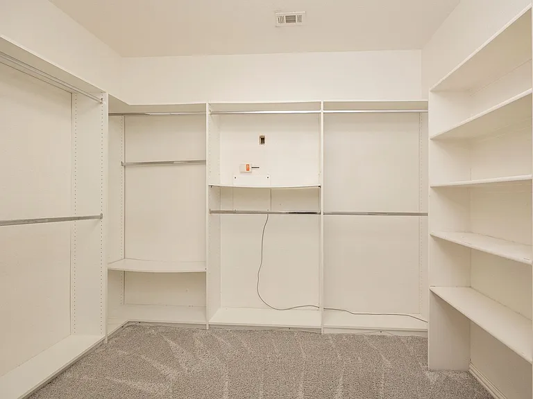 1352 Bentgrass Dr — Photo 28