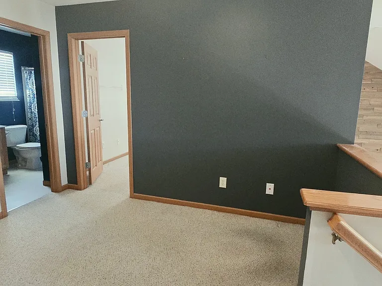 7223 Normanton Dr — Photo 35