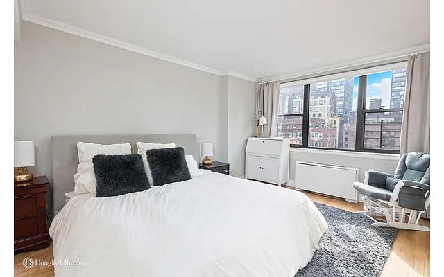 Sold by Douglas Elliman | media 3