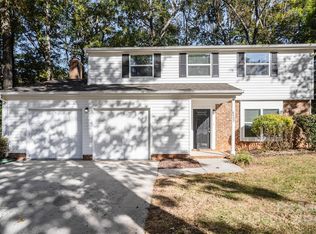 6402 Holly Knoll Dr, Charlotte, NC 28227