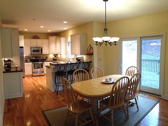 2nd image of 4719 Sundial Dr NE
